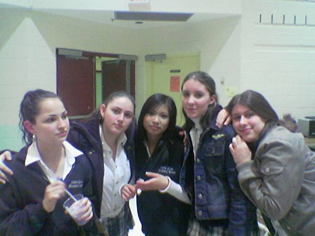 5_gals_cafe.jpg